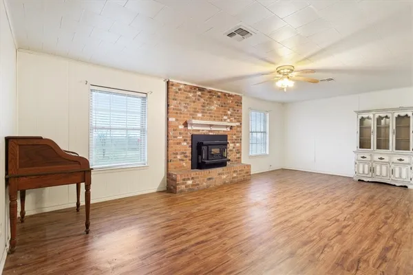$275,000 | 511 Cr 152 Riesel Tx 76682, Riesel, TX 76682