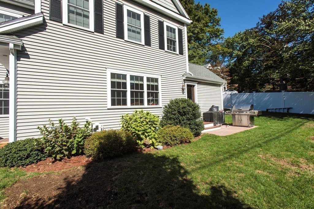 3 Windemere Road Wellesley, MA 02481 - Photo 17 of 19