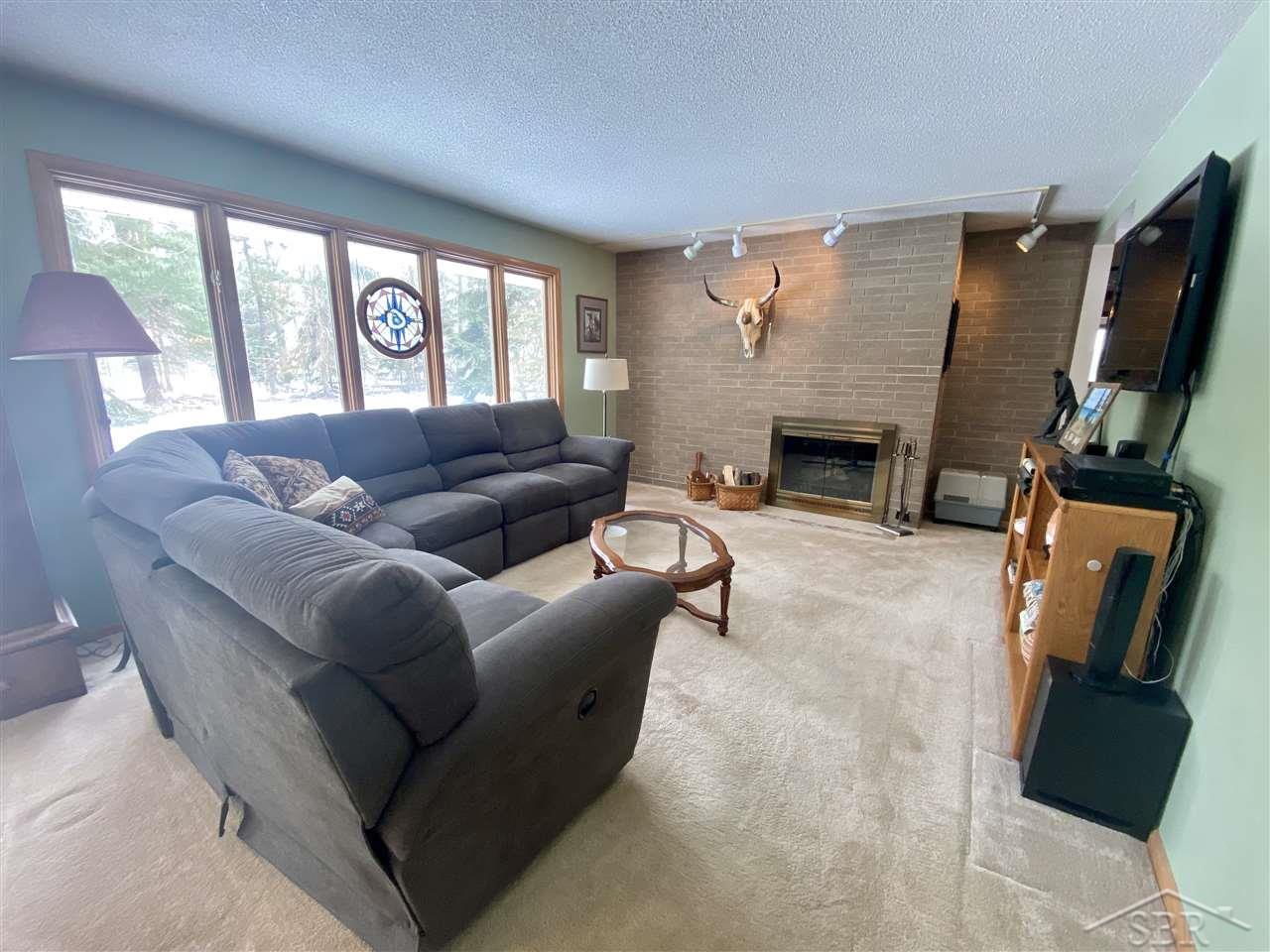 12340 Scott Road Freeland, MI 48623 - Photo 4 of 33 50034062-3.JPG