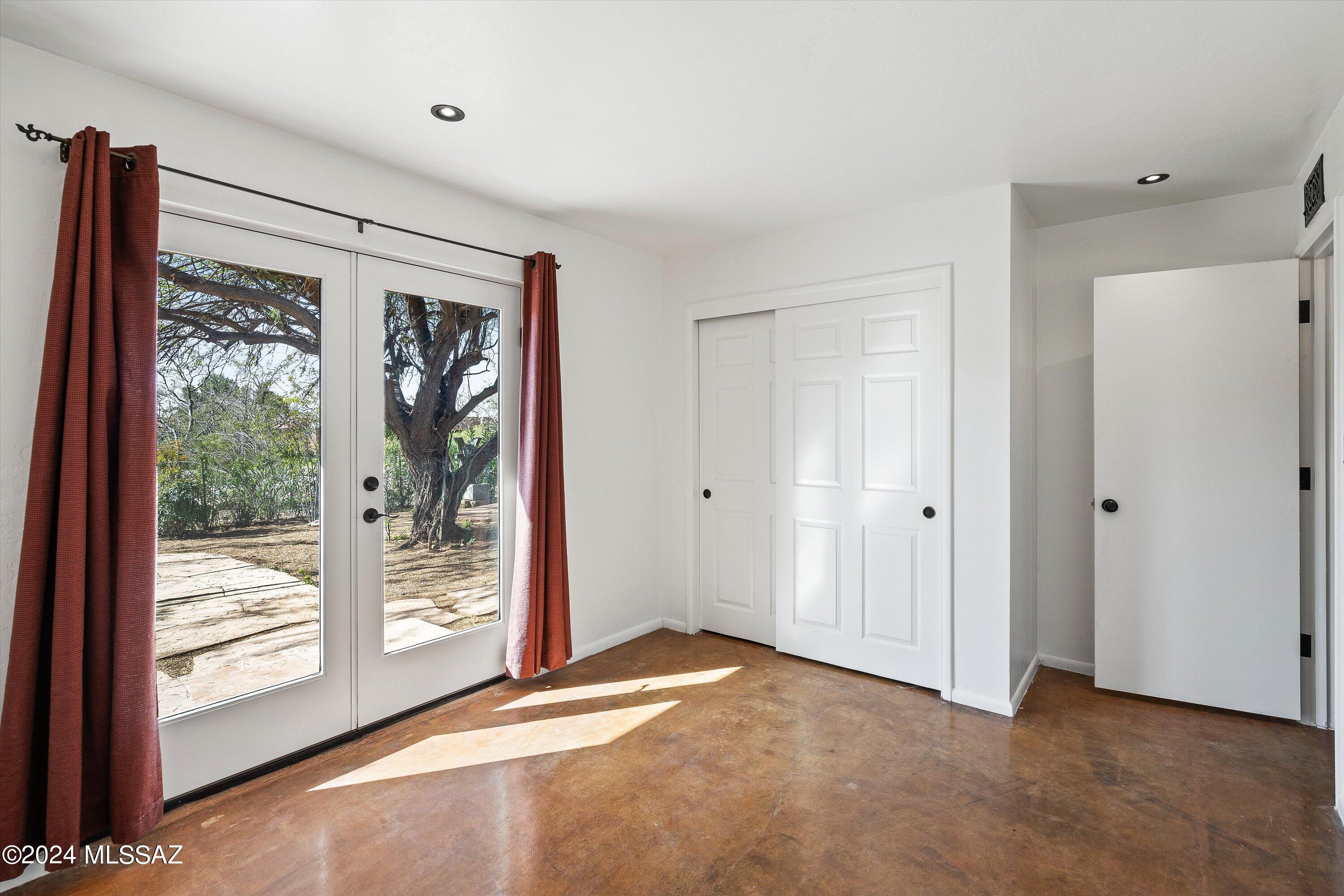 8801 East Buckboard Road Tucson, AZ 85749 - Photo 13 of 25