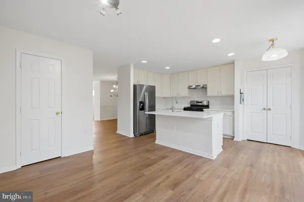 $3,099 | 14666 Seasons Drive, Centreville, VA 20120