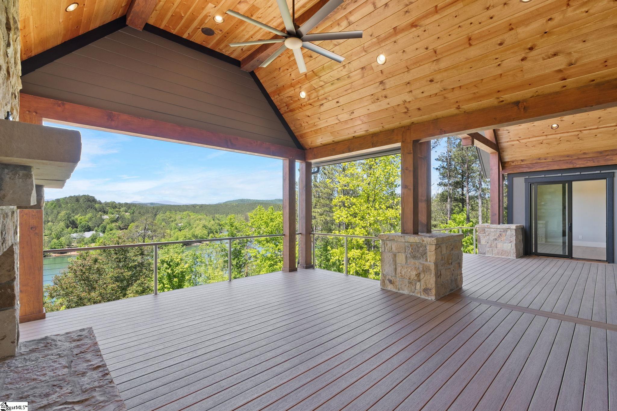 244 Featherstone Drive Sunset, SC 29685 - Photo 17 of 35