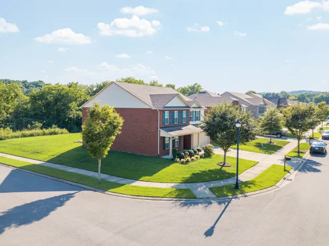 $2,950 | 1001 Benwick Road, Hendersonville, TN 37075