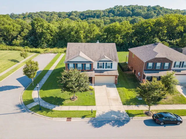 $2,950 | 1001 Benwick Road, Hendersonville, TN 37075