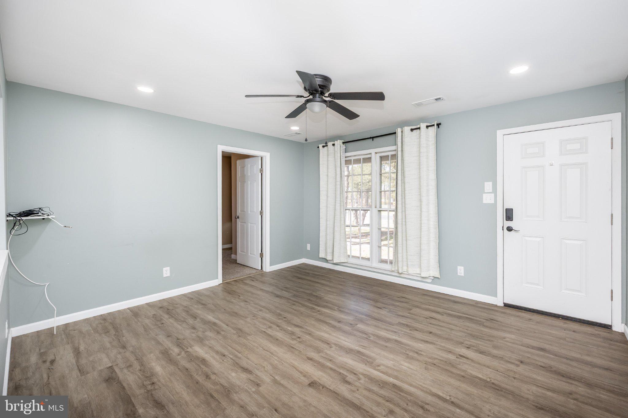 30797 Dagsboro Road Salisbury, MD 21804 - Photo 11 of 58 Bright and airy living space awaits.