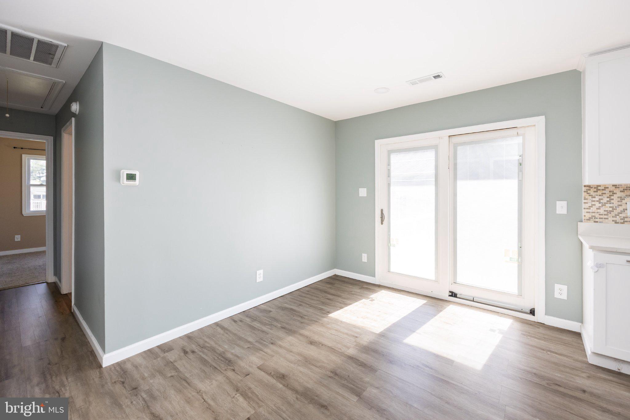 30797 Dagsboro Road Salisbury, MD 21804 - Photo 22 of 58 Bright and airy open space awaits.