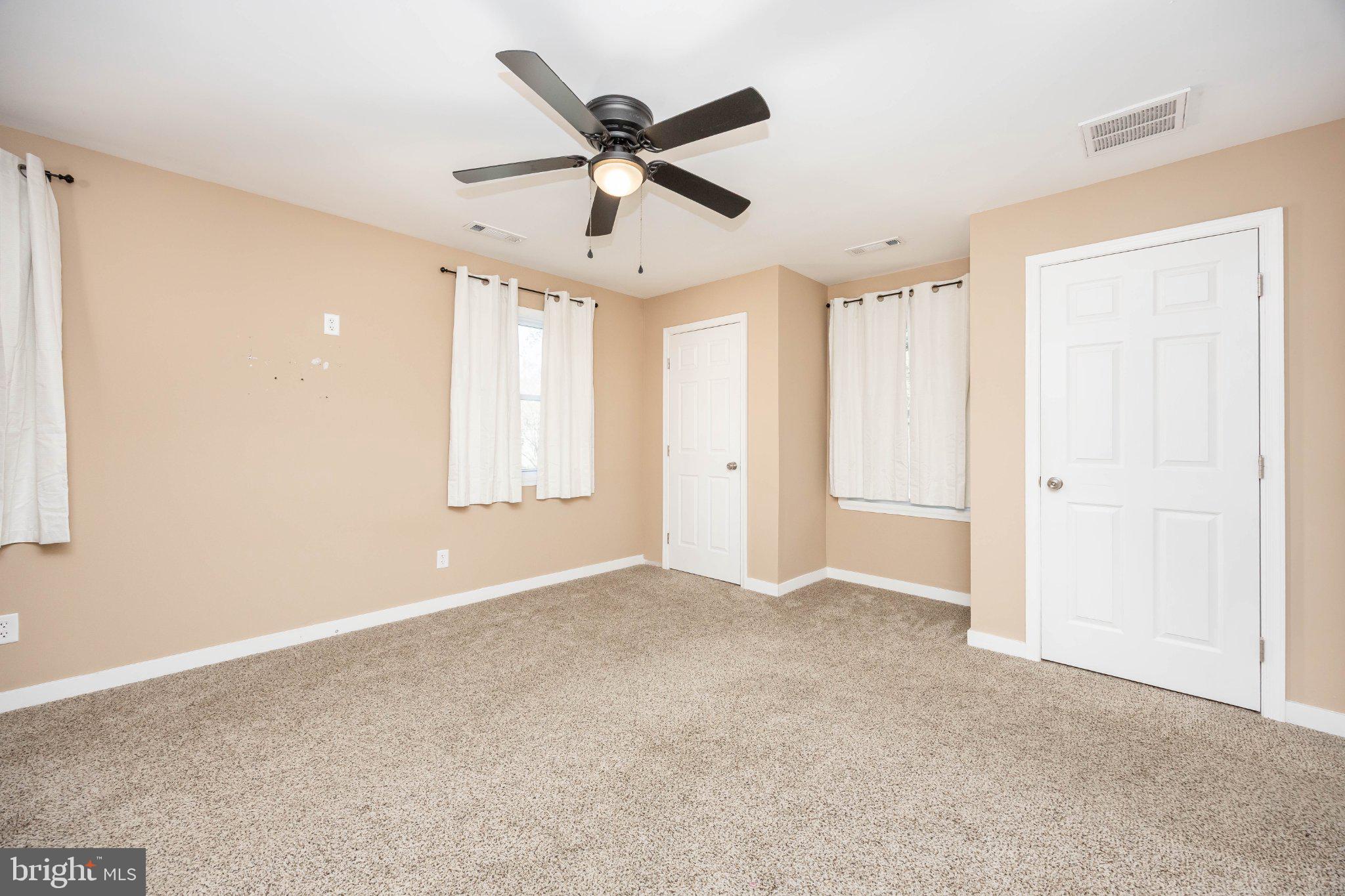 30797 Dagsboro Road Salisbury, MD 21804 - Photo 37 of 58 Spacious room with natural light.