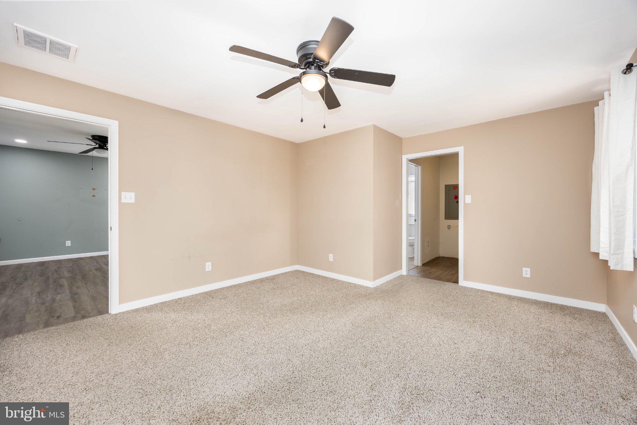 30797 Dagsboro Road Salisbury, MD 21804 - Photo 39 of 58 Spacious room with modern charm.