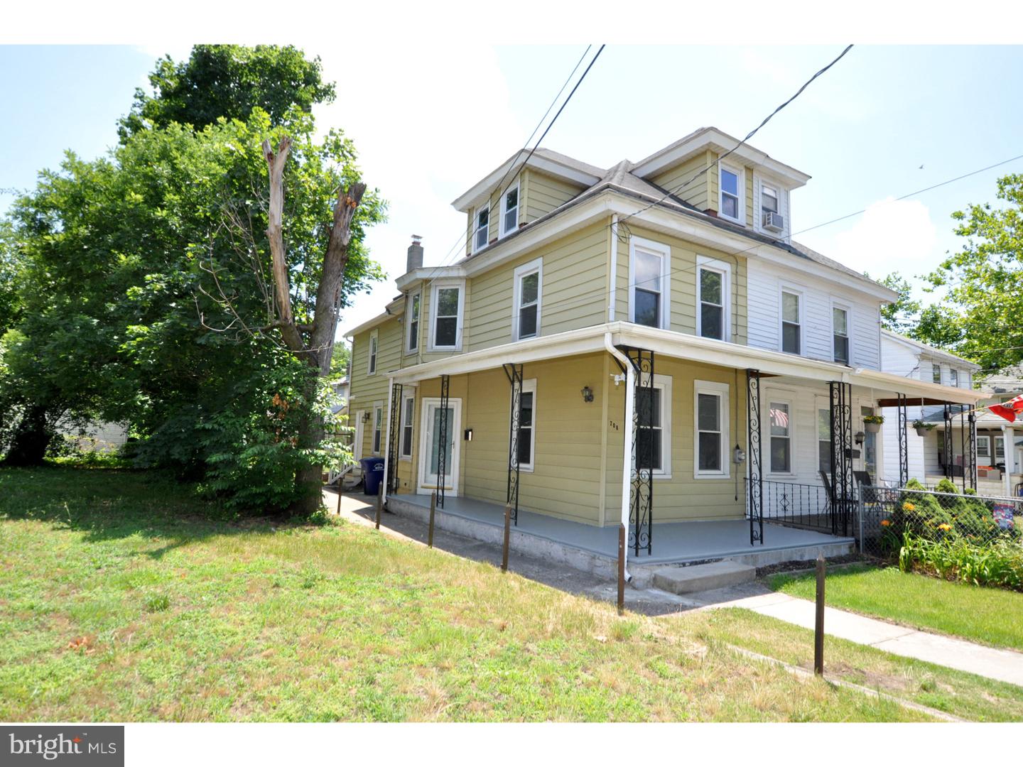 208 East Washington Street Riverside, NJ 08075 - Photo 1 of 20 Exterior