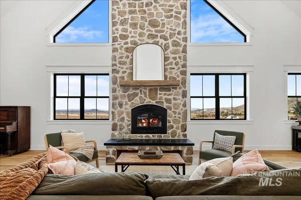 $2,500,000 | 4575 Harvest Lane, Emmett, ID 83617