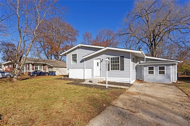 $259,000 | 5428 Northeast 43rd Terrace, Kansas City, MO 64117