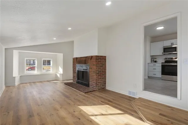 $259,000 | 5428 Northeast 43rd Terrace, Kansas City, MO 64117