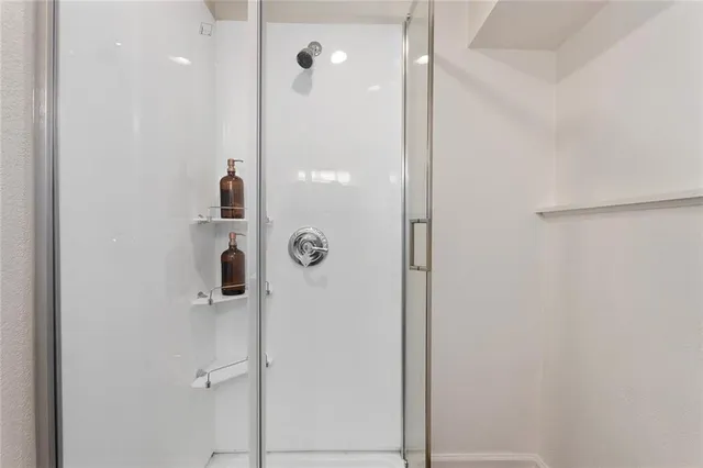 $259,000 | 5428 Northeast 43rd Terrace, Kansas City, MO 64117