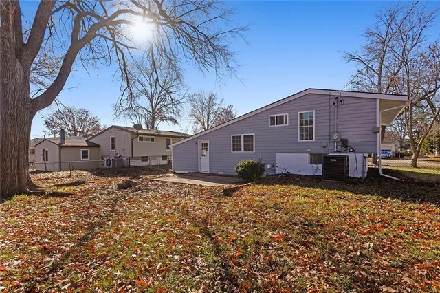 $259,000 | 5428 Northeast 43rd Terrace, Kansas City, MO 64117