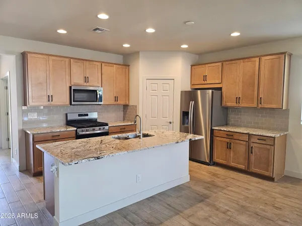 $2,495 | 1260 West Treasure Trail, Apache Junction, AZ 85120