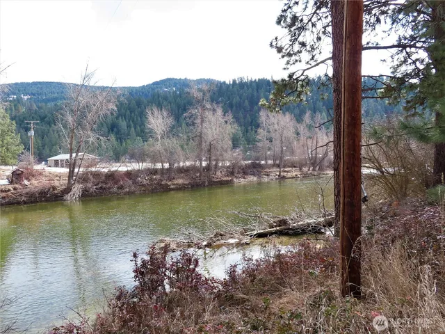 $199,950 | 8 Highway 21, Lind, WA 99341