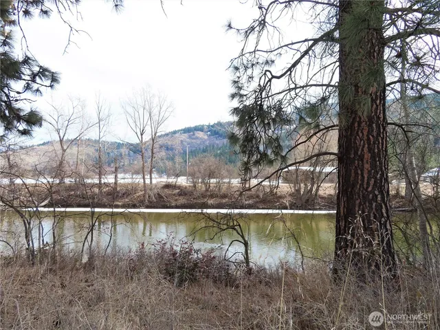 $199,950 | 8 Highway 21, Lind, WA 99341