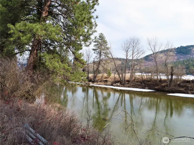 $199,950 | 8 Highway 21, Lind, WA 99341