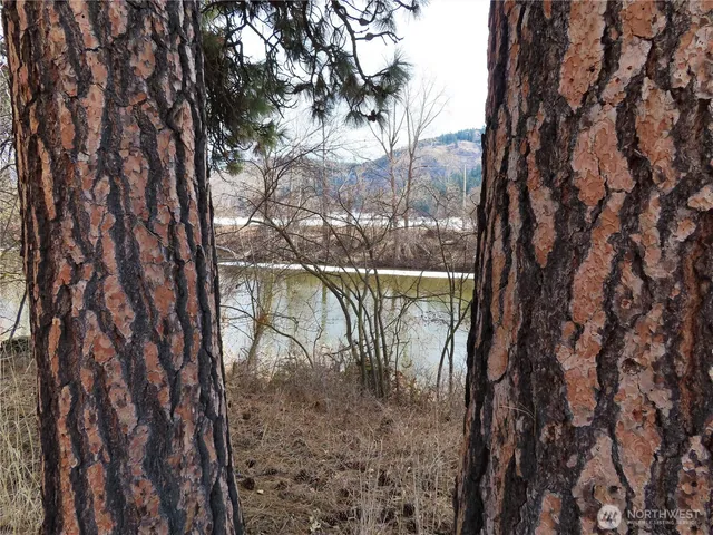 $199,950 | 8 Highway 21, Lind, WA 99341