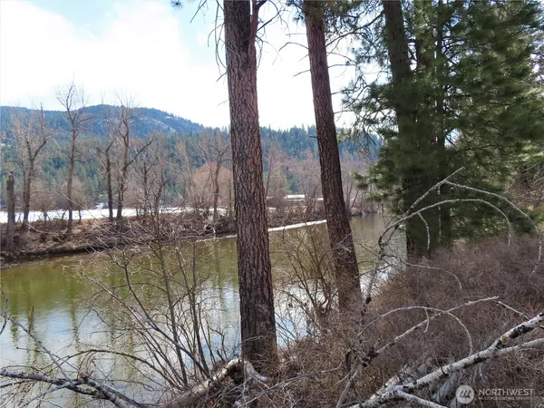 $199,950 | 8 Highway 21, Lind, WA 99341