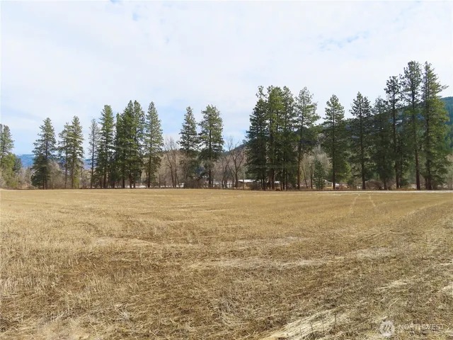 $199,950 | 8 Highway 21, Lind, WA 99341