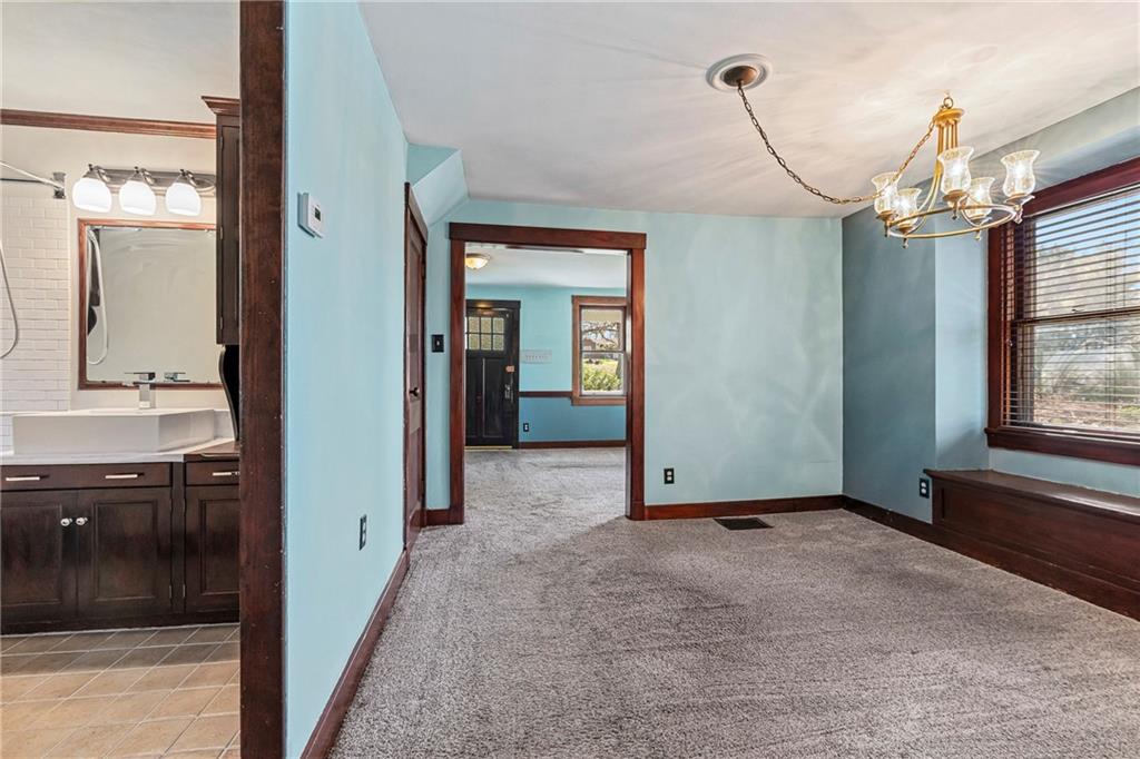 302 Duff Road Pittsburgh, PA 15235 - Photo 13 of 45