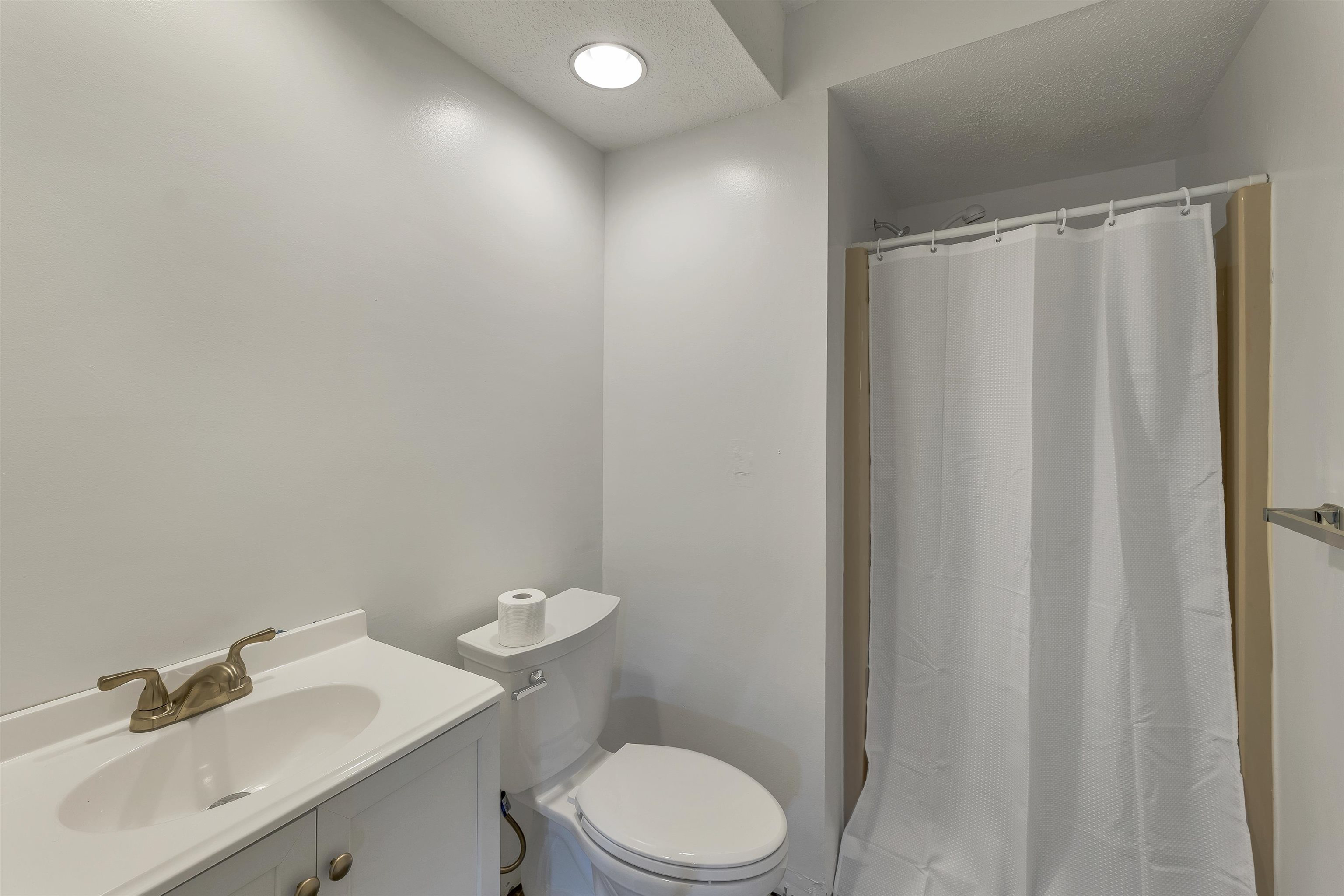 50 Brookside Drive, Unit N6 Exeter, NH 03833 - Photo 20 of 40