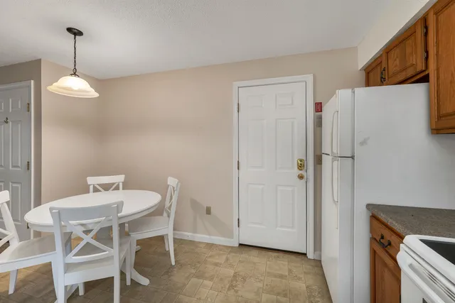 $299,000 | 50 Brookside Drive, Unit N6, Exeter, NH 03833