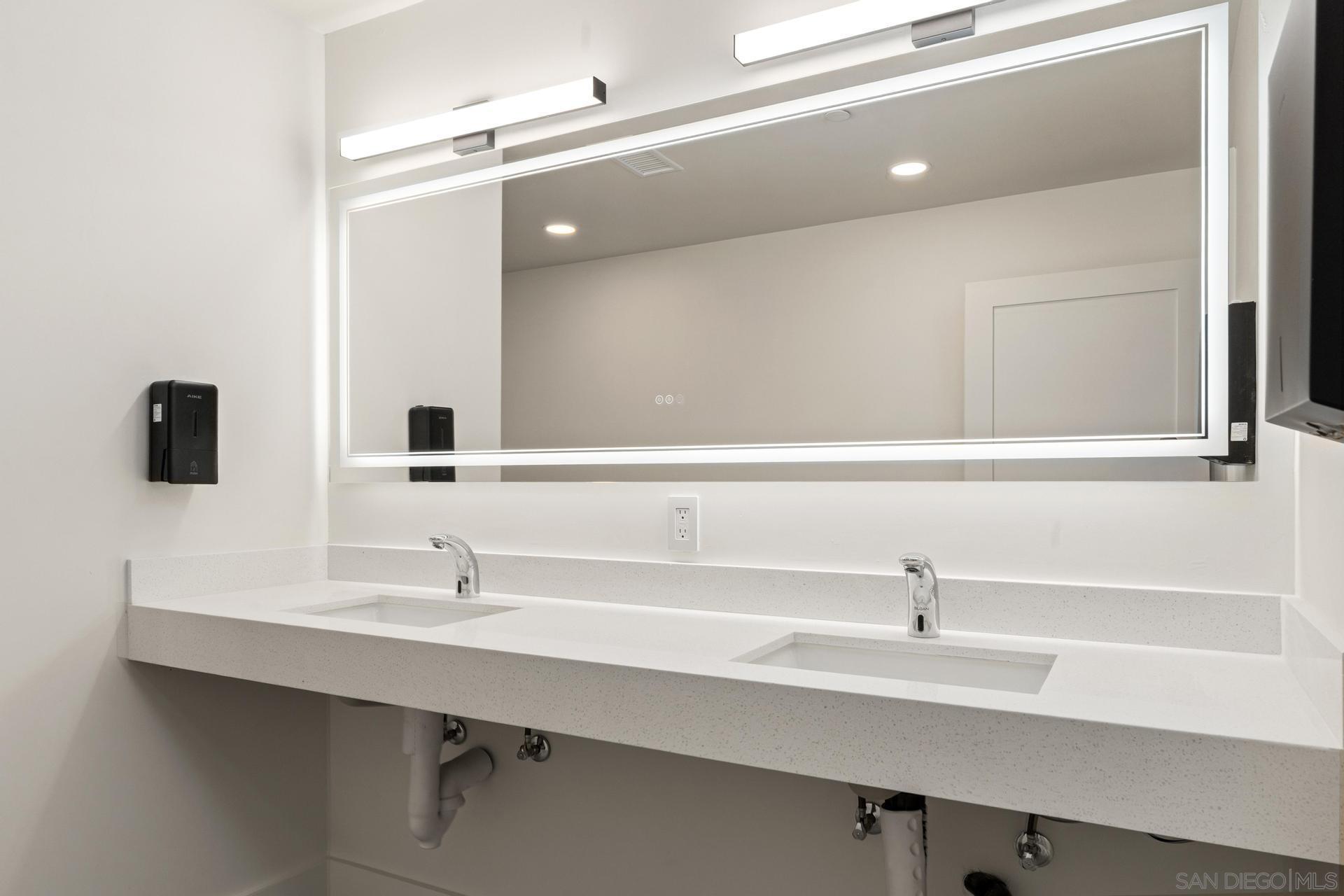 36051 East Benton Road Temecula, CA 92592 - Photo 40 of 42