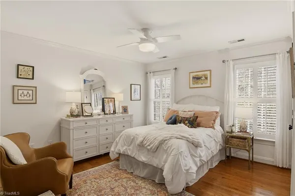 $1,150,000 | 220 Fox Lake Court, Winston-Salem, NC 27106