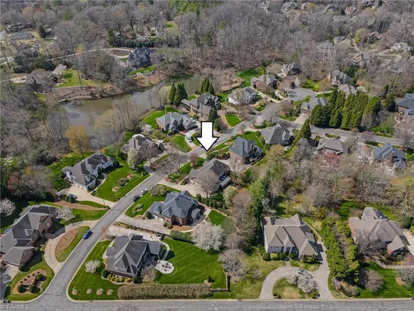 $1,150,000 | 220 Fox Lake Court, Winston-Salem, NC 27106