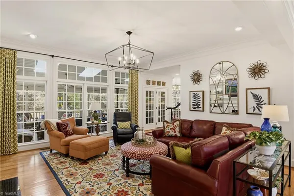 $1,150,000 | 220 Fox Lake Court, Winston-Salem, NC 27106