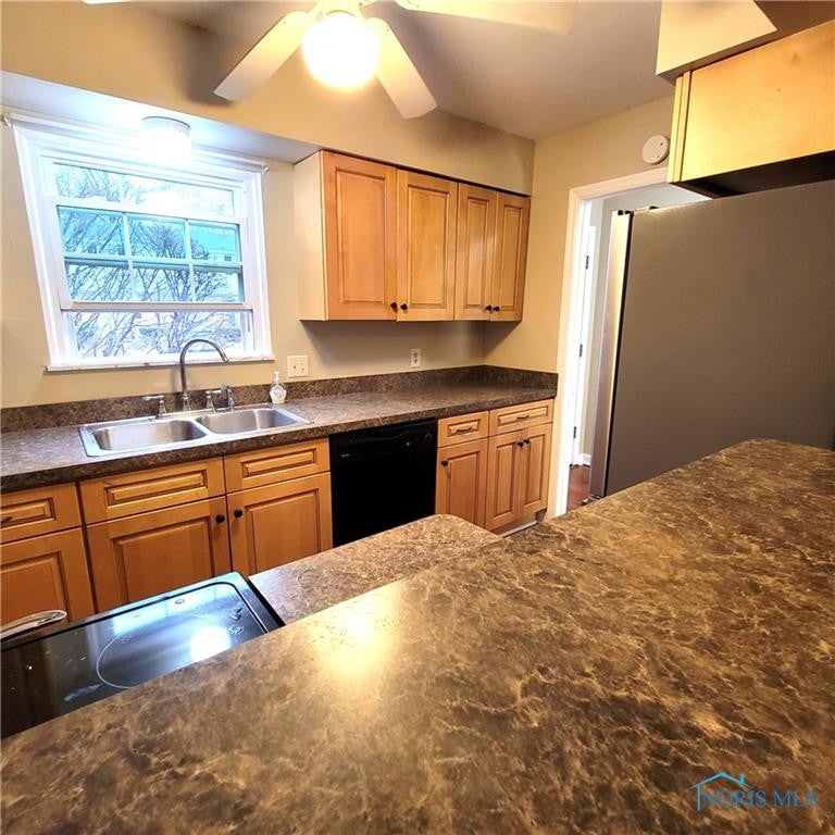 3775 West Alexis Road, Unit 3775 Toledo, OH 43623 - Photo 9 of 31 Gallery Image 9