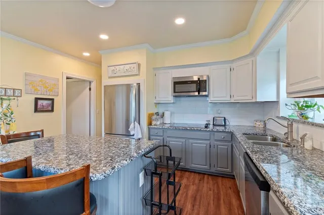 $400,000 | 101 North Gallatin Avenue, Hamilton, MO 64644