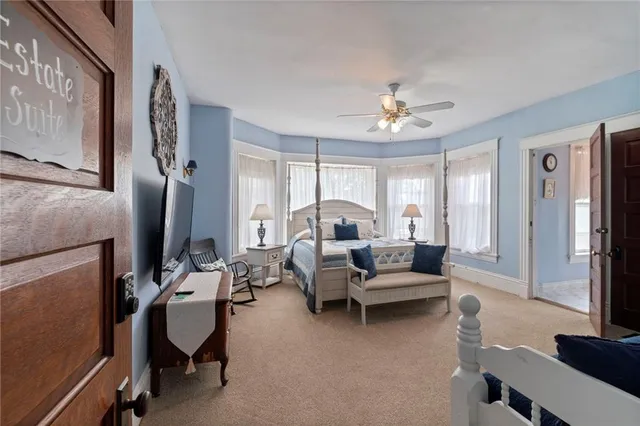 $400,000 | 101 North Gallatin Avenue, Hamilton, MO 64644