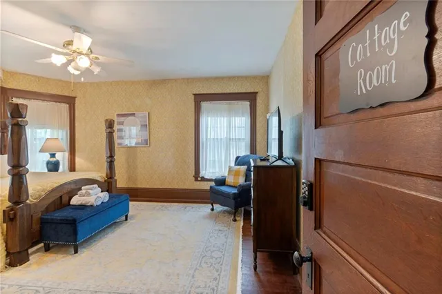 $400,000 | 101 North Gallatin Avenue, Hamilton, MO 64644