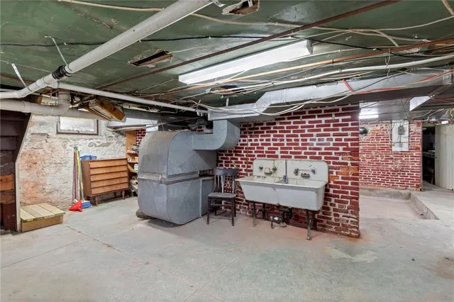 $400,000 | 101 North Gallatin Avenue, Hamilton, MO 64644