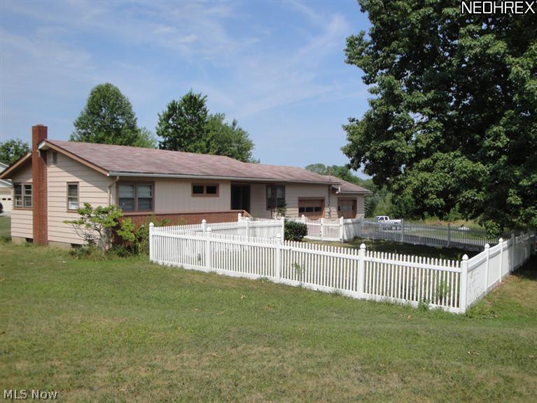 10510 Springfield Road Youngstown, OH 44514 - Photo 1 of 5