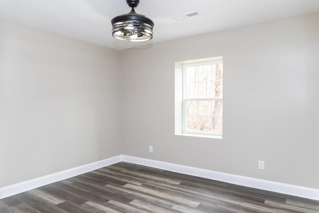 1772 Ellejoy Road Seymour, TN 37865 - Photo 15 of 27