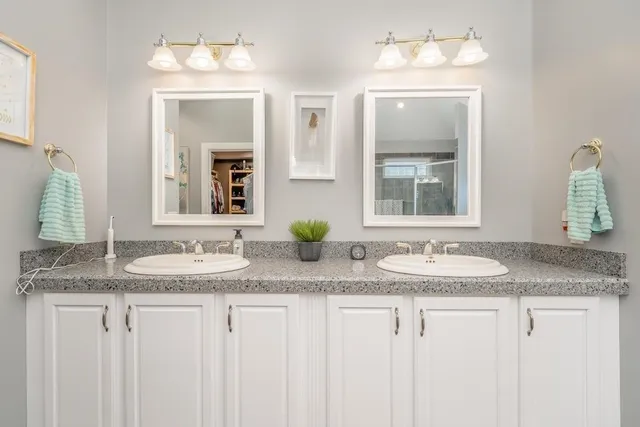 $494,999 | 32 Shadybrook Drive, Wellington, KS 67152