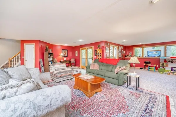 $494,999 | 32 Shadybrook Drive, Wellington, KS 67152