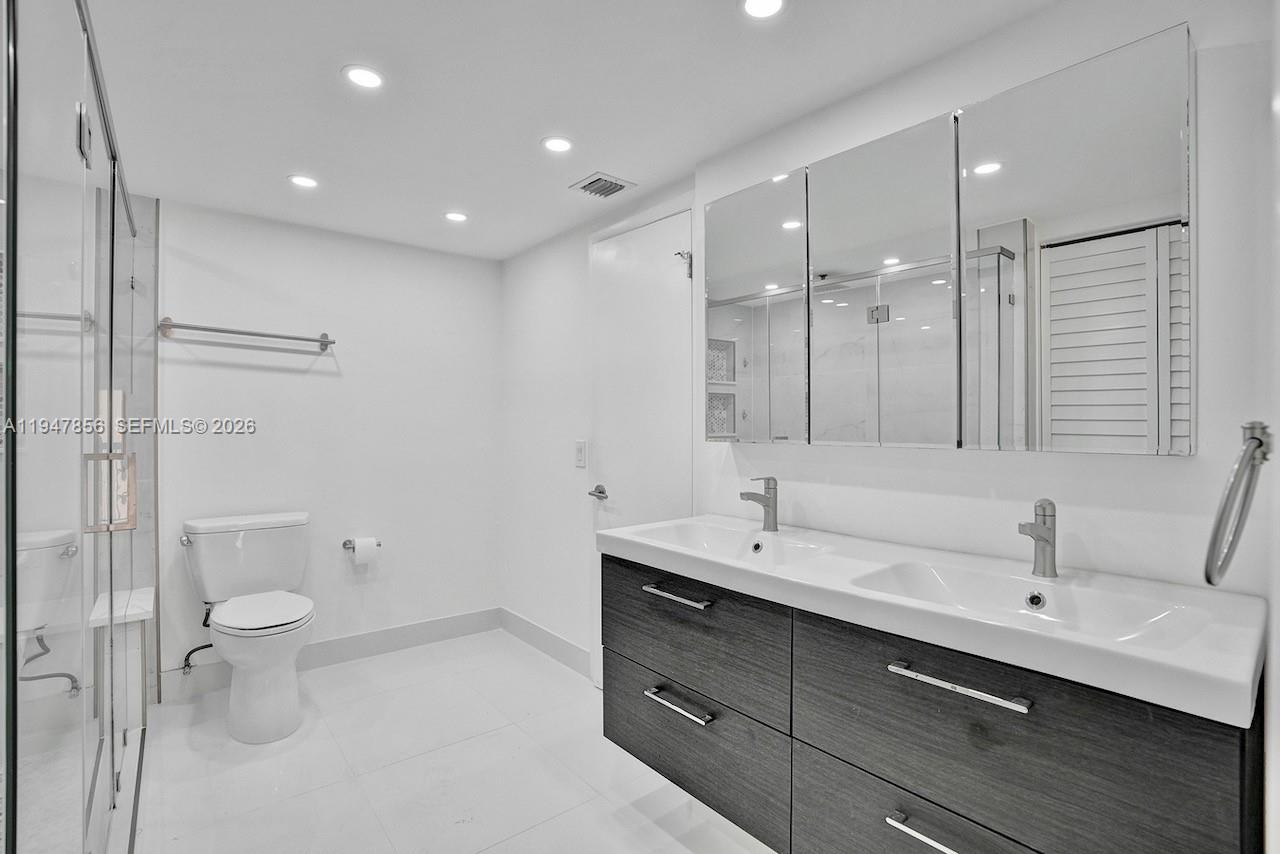 10102 Southwest 77th Court, Unit 10102 Miami, FL 33156 - Photo 23 of 34