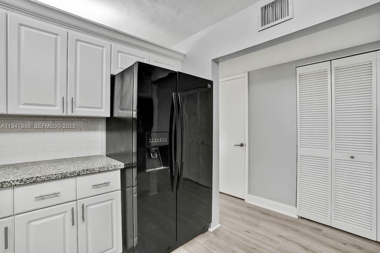 10102 Southwest 77th Court, Unit 10102 Miami, FL 33156 - Photo 8 of 34