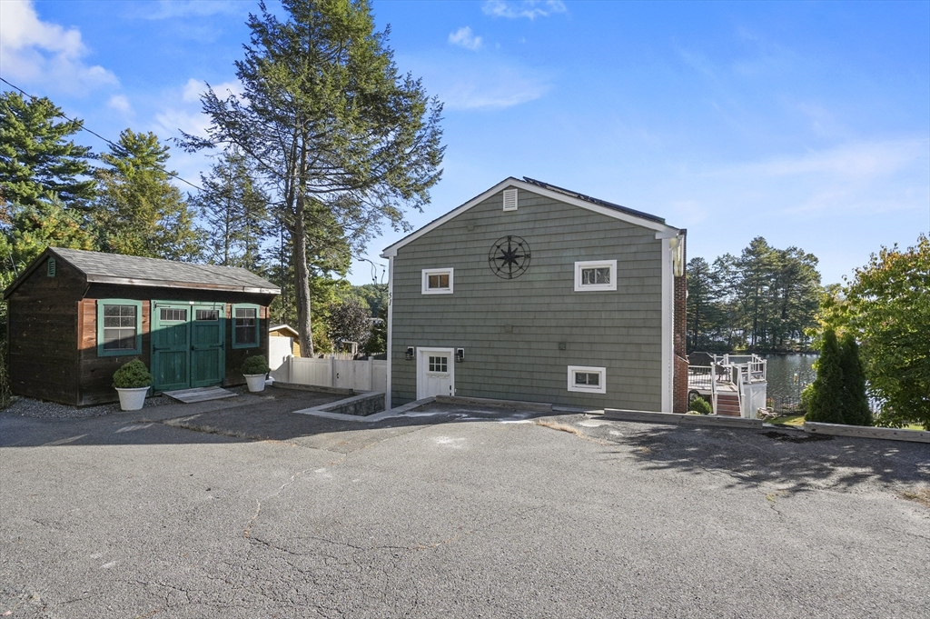51 Spring Street Lunenburg, MA 01462 - Photo 3 of 42