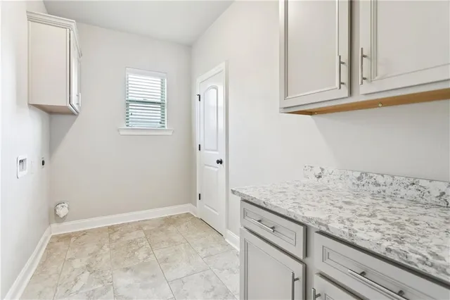 $313,000 | 843 White Pine Drive, Ponchatoula, LA 70454