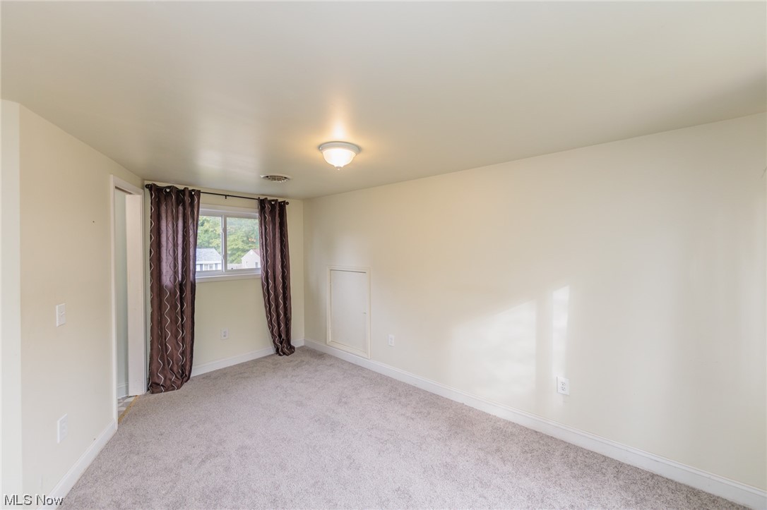 355 Dellwood Road Avon Lake, OH 44012 - Photo 27 of 35 View of carpeted spare room