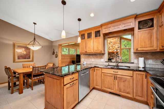 $499,000 | 2520 Florida Avenue North, Golden Valley, MN 55427