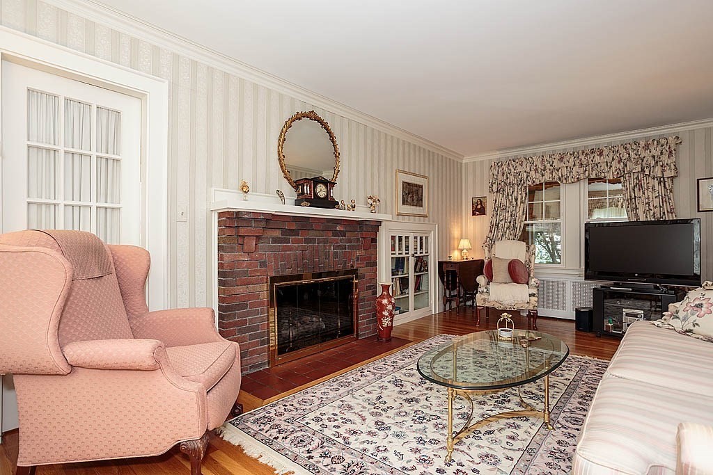 36 Selwyn Road Belmont, MA 02478 - Photo 14 of 26 Gallery Image 14