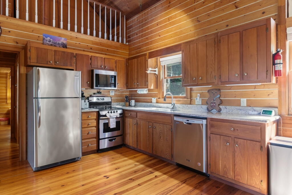 517 Ridge Road Blue Ridge, GA 30513 - Photo 14 of 45 Gallery Image 14