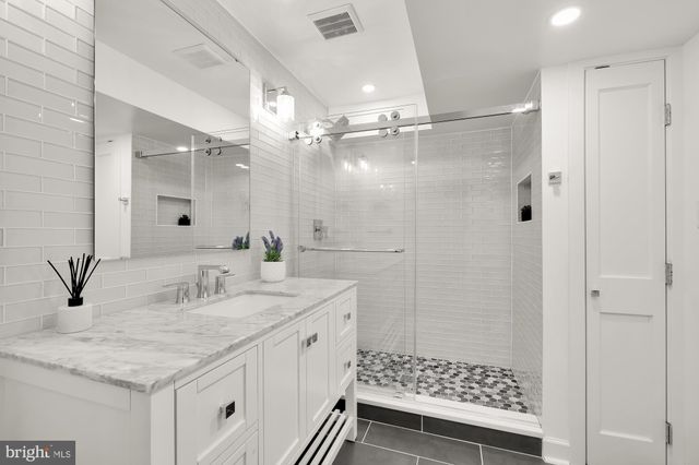 $1,125,000 | 1815 Kearny Street Northeast, Washington, DC 20018